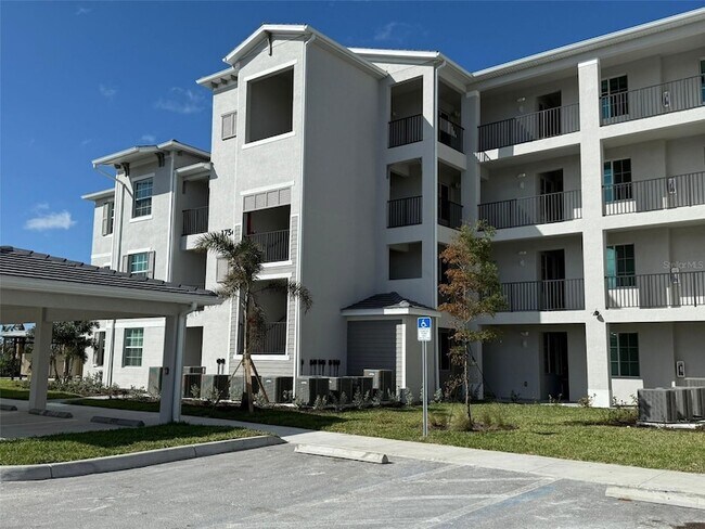 Foto del edificio - 17565 Opal Sand Dr