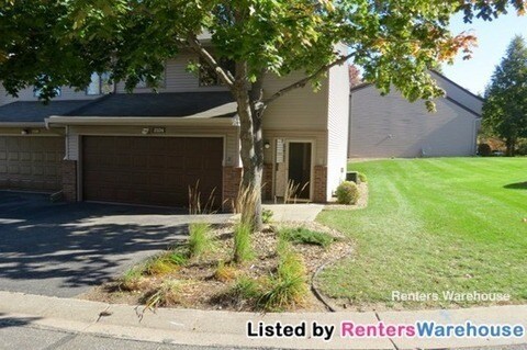 Foto principal - 2334 Hillwood Dr E