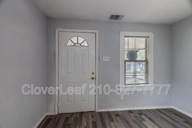 Foto del edificio - 631 Potomac St