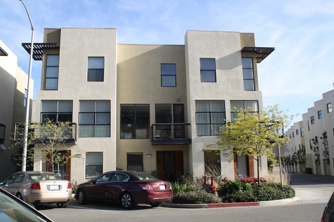 Building Photo - 1215 67th Street
