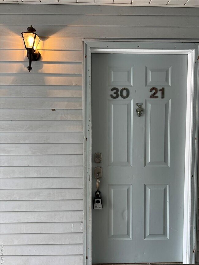 Foto del edificio - 30 Moore Ln