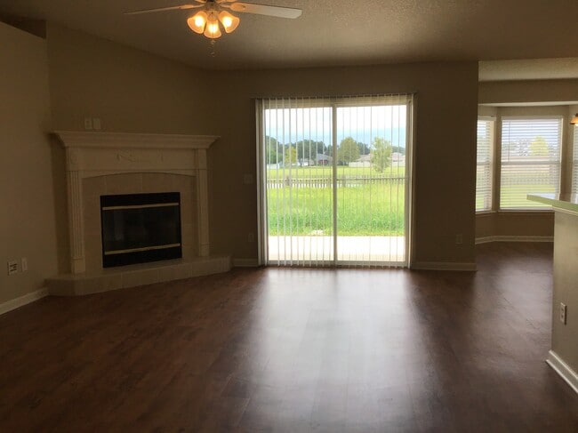 Building Photo - 2992 Jubilee Ln