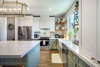 Building Photo - 38496 Windingwalk Dr