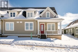 Building Photo - 4 Danielle Cres