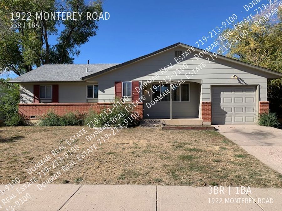 Primary Photo - Great 3 Bedroom Pet Friendly Home