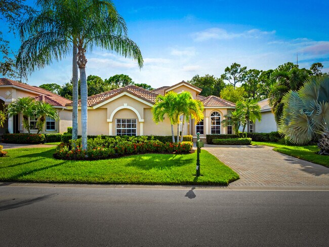 Foto del edificio - 7668 Greenbrier Cir