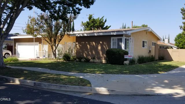 Foto principal - 22135 Archwood St