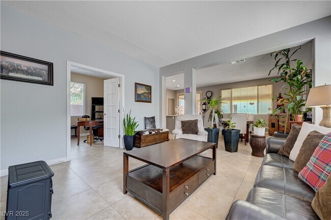 Foto del edificio - 1014 Vanier Ct
