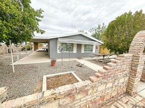 Building Photo - 13440 E 46th St