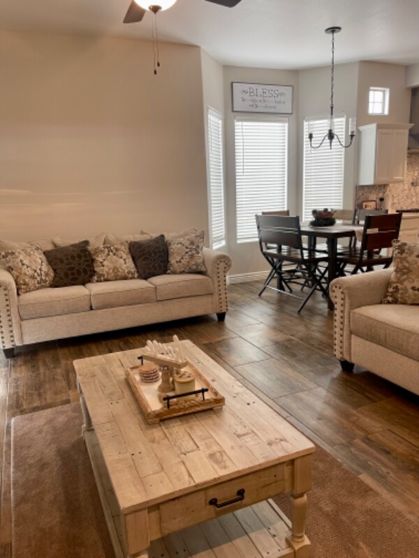 Foto del edificio - 12821 Clevedon St