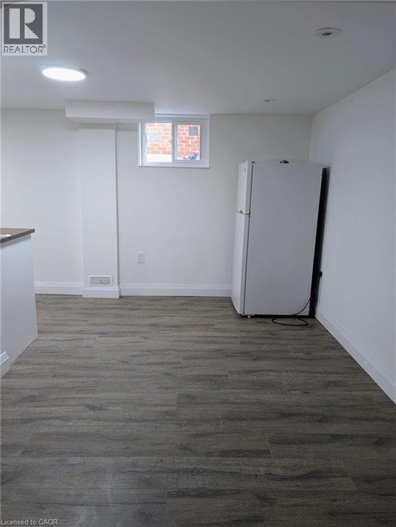 Photo du bâtiment - 174 Linden Ave