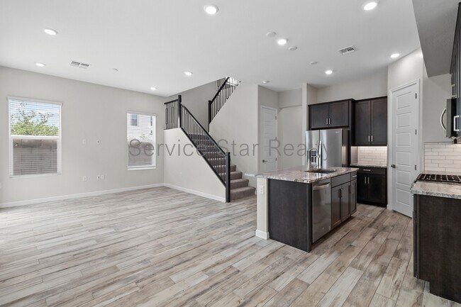 Foto del edificio - 17144 N 50th Pl