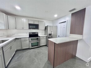 Building Photo - 28099 SW 143rd Ct