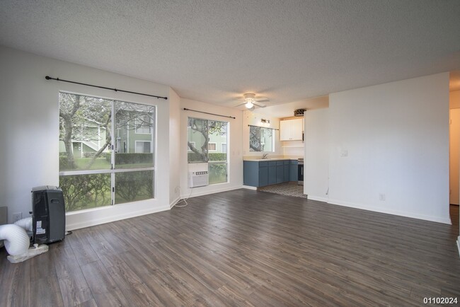 Building Photo - 2 Bed 1 Bath in Mililani Parkway