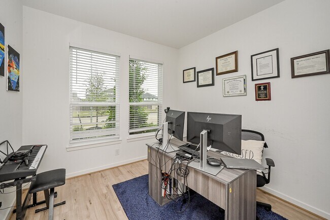 Foto del edificio - 21014 Vancherry Dr