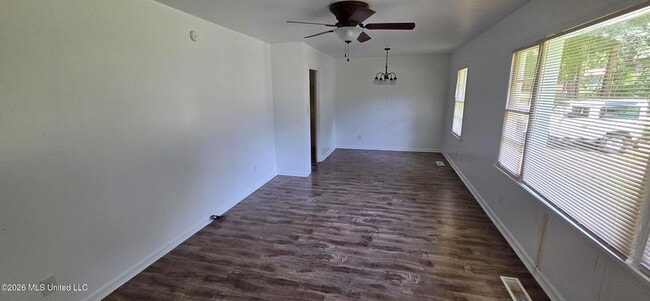 Building Photo - 3111 Revere St