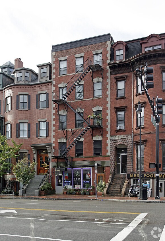 579605 Massachusetts Ave, Boston, MA 02118 Apartments in Boston, MA