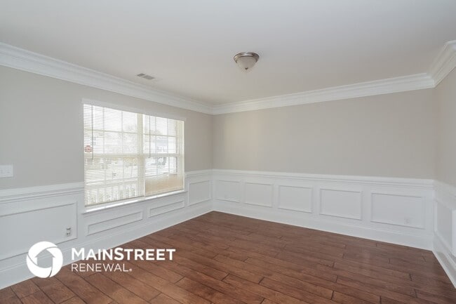 Foto del edificio - 6607 Eastfield Park Dr