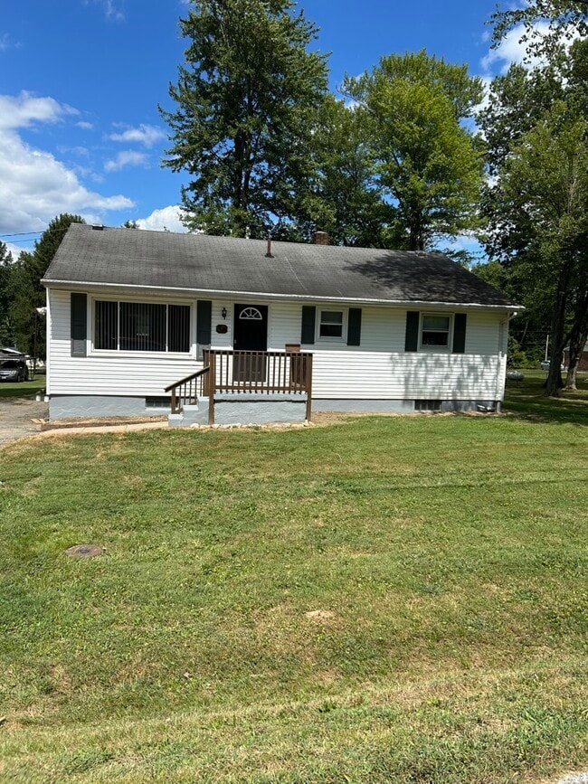 Photo - 1696 Ludlow Cir House