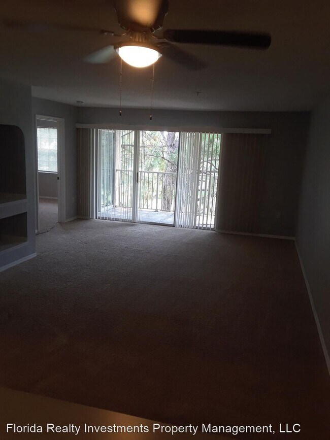 Building Photo - 14001 Fairway Island Dr