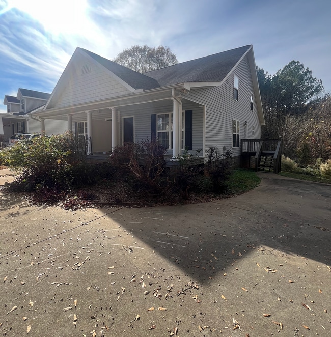 Foto del edificio - 108 Bentwood Cir