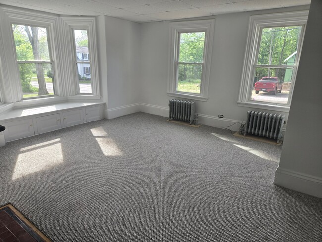 Photo - 147 Union St Apartment