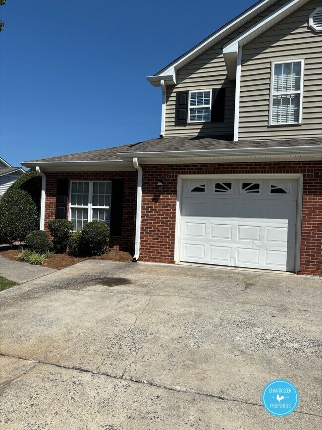 Foto del edificio - 7509 Riverside Ct