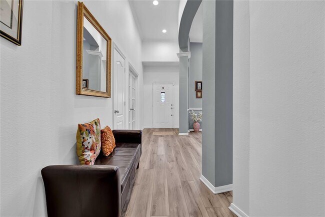 Foto del edificio - 2634 Arbor Hill Ln