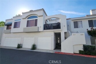 Building Photo - 28225 Via Fierro