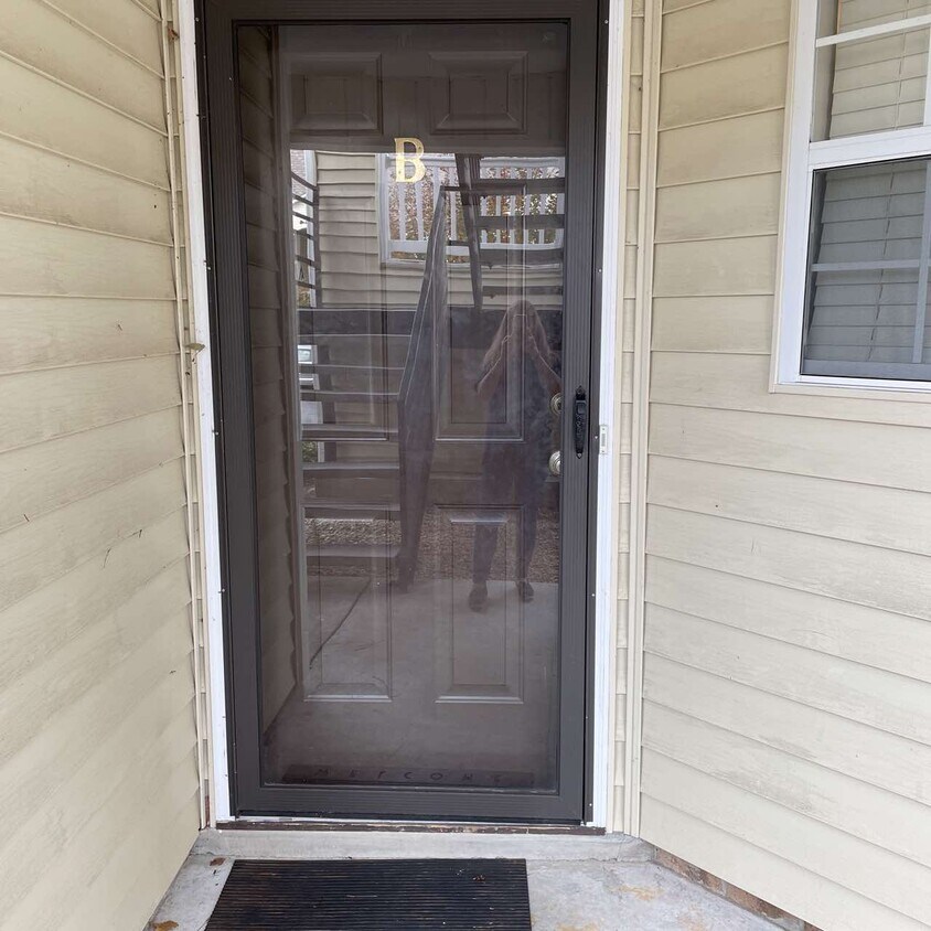 Foto del edificio - 2936 Mulberry Ln