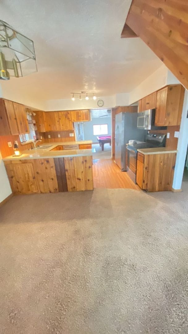 Building Photo - Vintage Charm