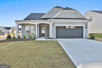Building Photo - 148 Soundview Trce