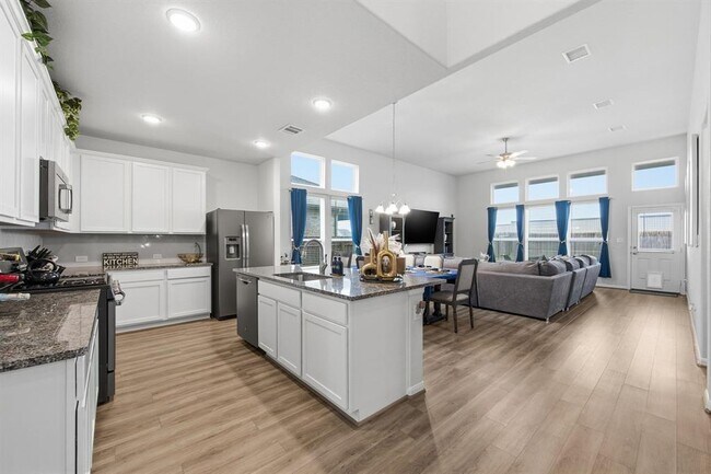 Foto del edificio - 5928 Agostino Dr