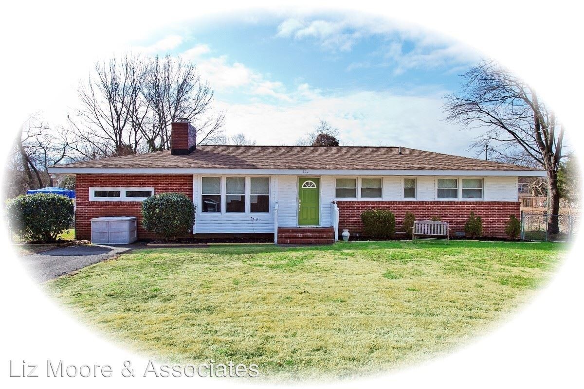 Primary Photo - 3 br, 1.5 bath House - 152 Saunders Road