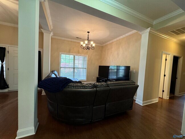 Foto del edificio - 2203 Rosebrooke Dr SW