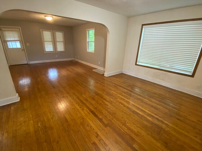 Foto del edificio - 1333 Miner St