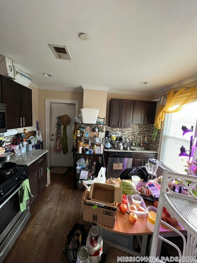 Foto del edificio - 2973 Washington St