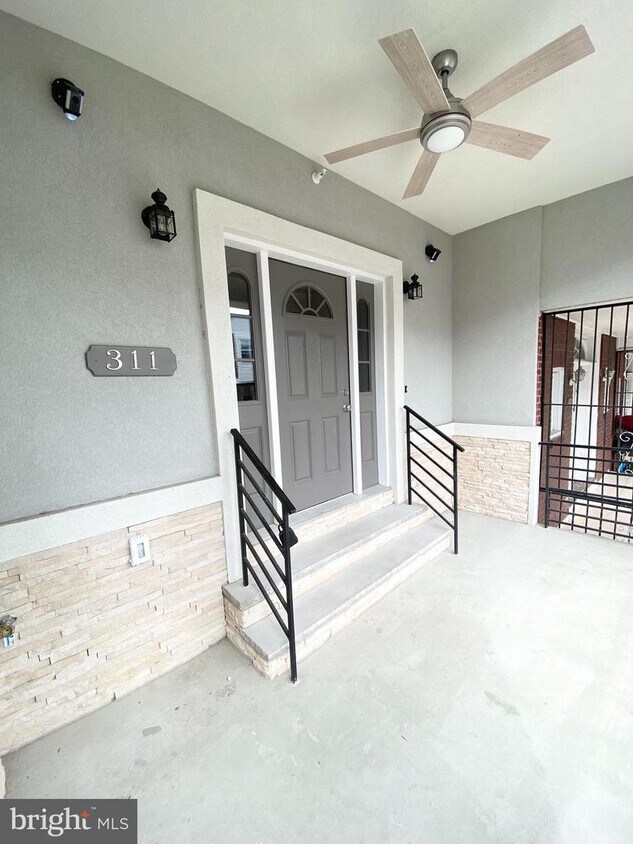 Foto principal - 311 E Cornwall St