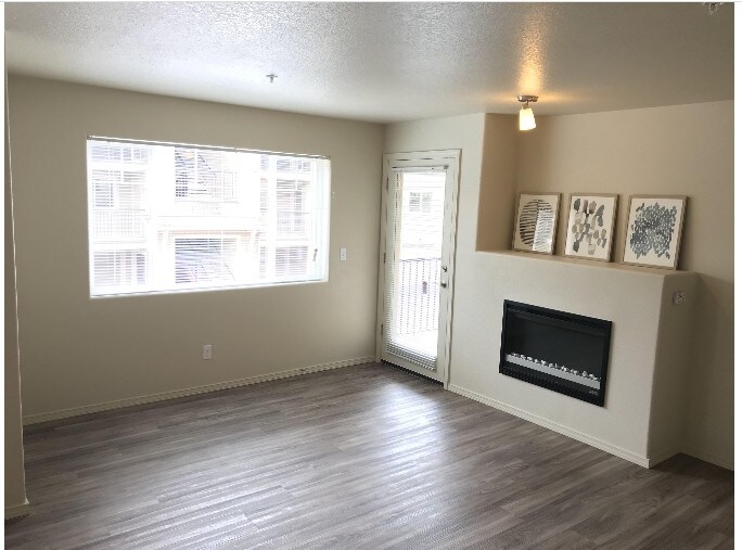 Edgewater Luxury Apartments King City, OR