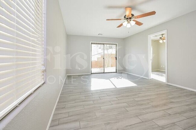Building Photo - 7848 Marbledoe St