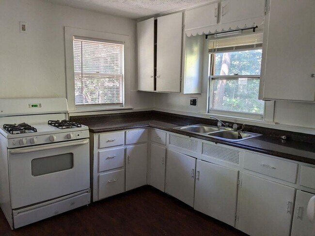 Foto del edificio - 621 16th St