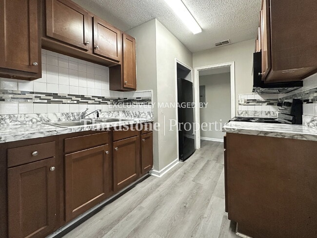 Building Photo - 1022 Brandywine St