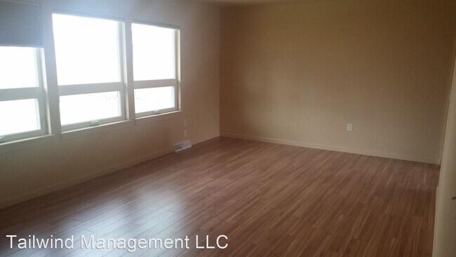 Building Photo - 5 br, 2 bath House - 2122 Wingate Lane