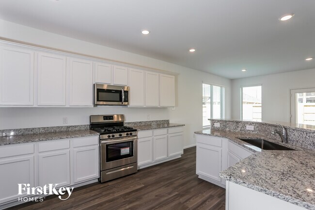 Building Photo - 9011 Willow Rdg Ct