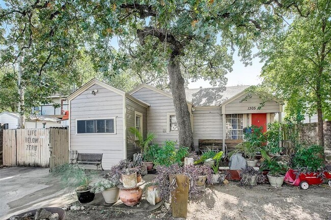 Foto del edificio - 1305 Newfield Ln