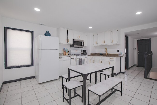 Foto del edificio - 3009 S Farrell St