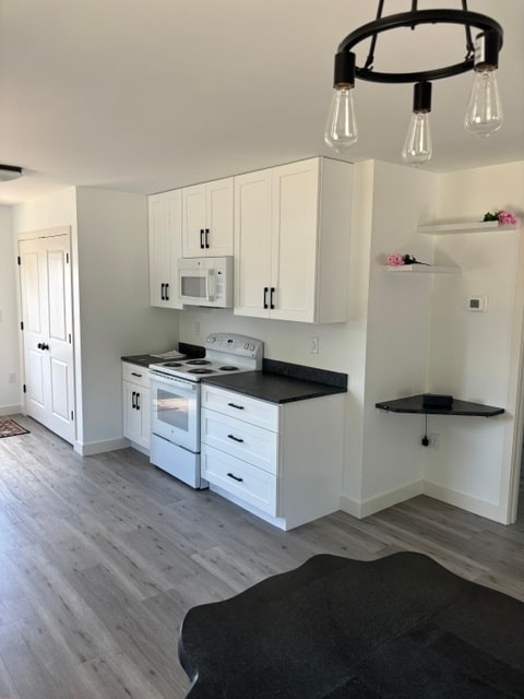 Foto del edificio - 6673 Eastbrook Ave SW