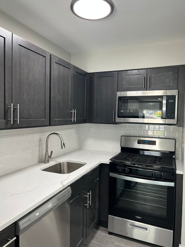 Building Photo - Hillside Terrace Apartments