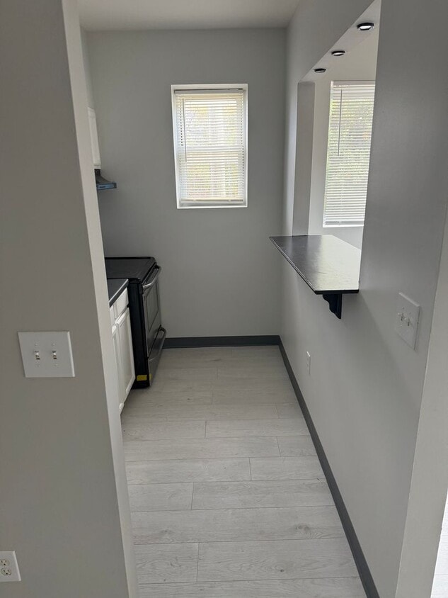 Foto del edificio - Mayflower Apartments