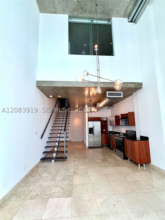 Foto del edificio - 690 SW 1st Ct